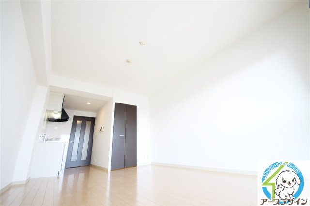 サン・フローリッシュの居間・リビング|※類似部屋