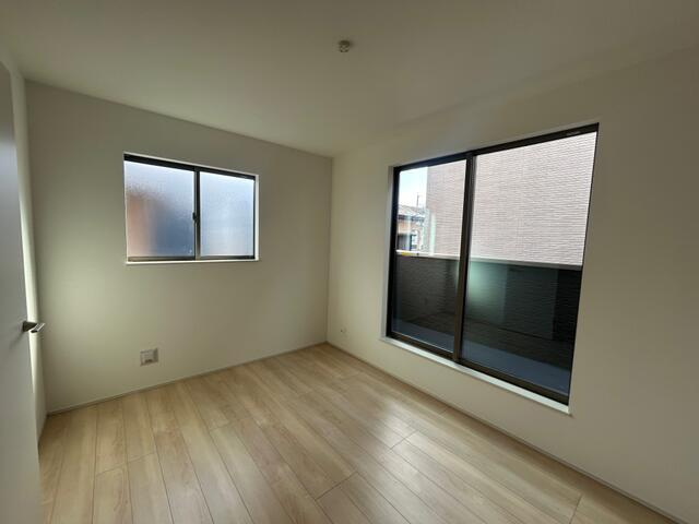 ハートフルタウン宇都宮市簗瀬３丁目１２２９番　新築一戸建ての洋室