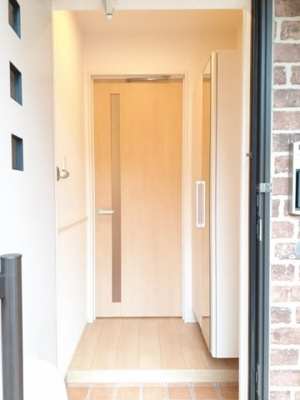 【玄関】 | ワンダーコート | 毎日通る玄関はこちらです