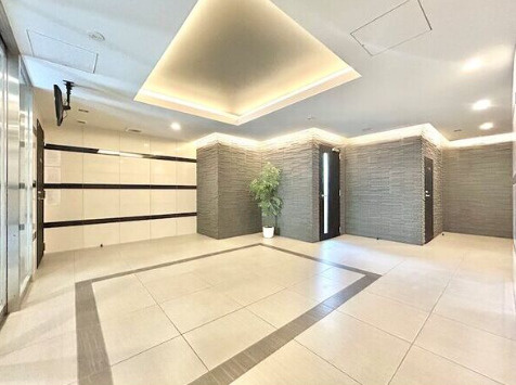 エスリード金山リュクスのエントランス