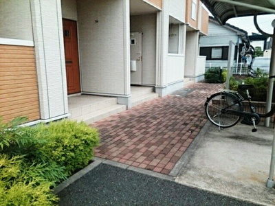 【エントランス】 | ソレイユ | エントランスです