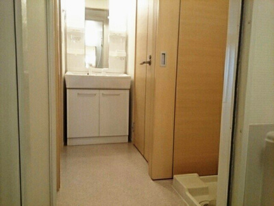 【洗面所】 | ソレイユ | 忙しい朝には欠かせない洗面所です