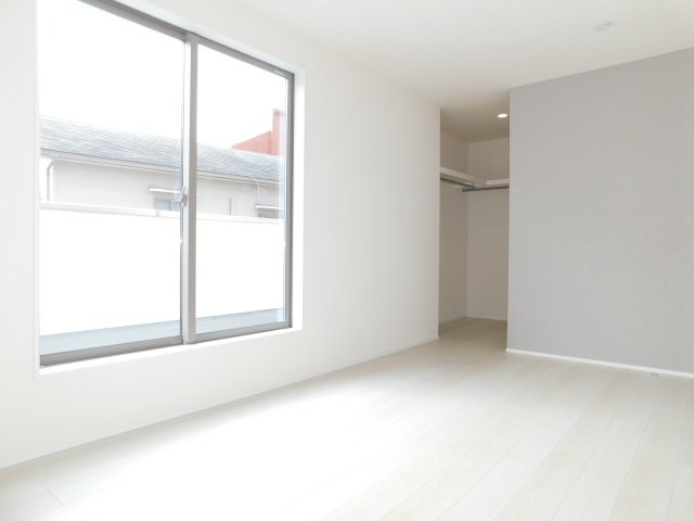 海部郡大治町大字長牧字向の新築一戸建の洋室|◇２階洋室◇　　南面で明るい洋室７．５帖　全居室収納完備！