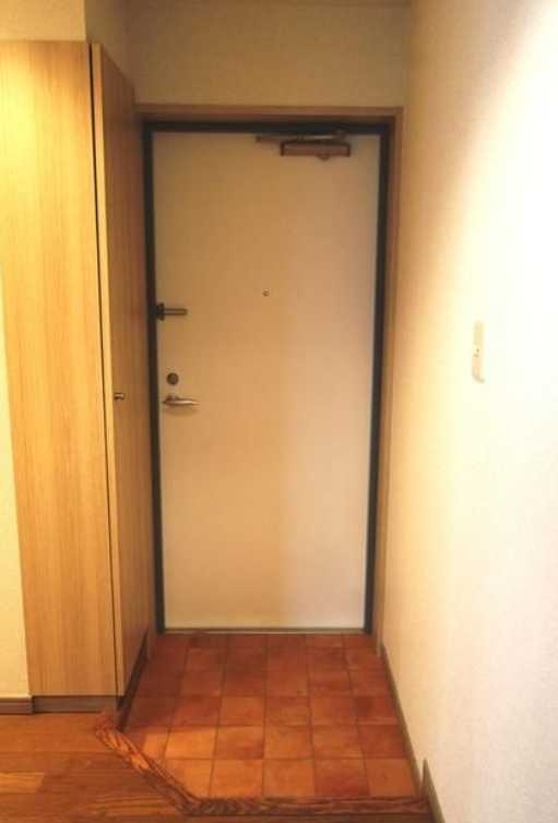 グランディオッソ　最上階　角部屋　陽当たり良好の玄関