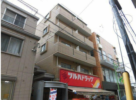 メゾン・エルーセラの外観