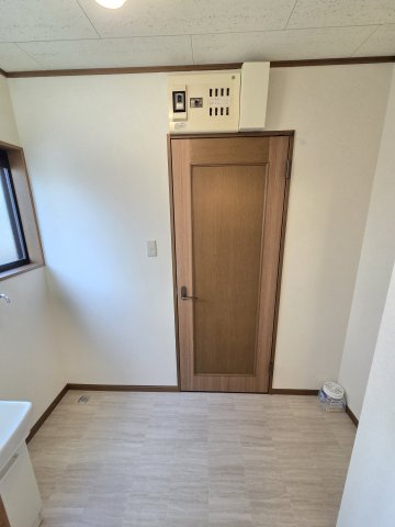 伊勢崎市富塚町　中古住宅の洗面所|洗面脱衣所です