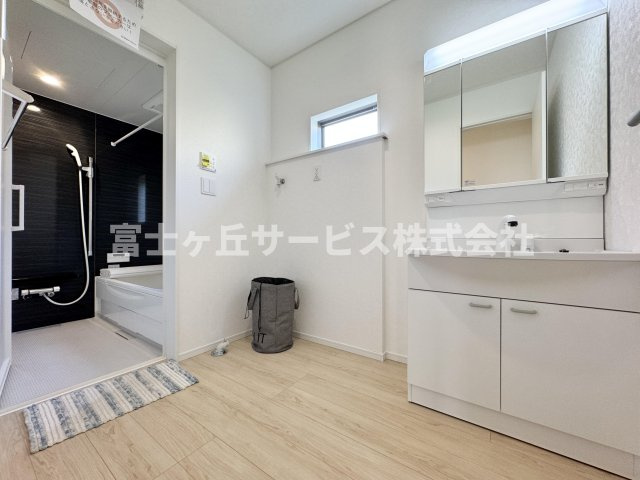 【脱衣所】 | 焼津市南小川1丁目 新築一戸建て 4号棟 | 脱衣場です