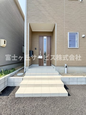 【エントランス】 | 焼津市南小川1丁目 新築一戸建て 4号棟 | エントランスです