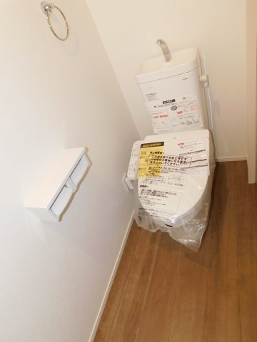 海部郡大治町大字長牧字中道の新築一戸建のトイレ|◇トイレ◇　　１階・２階ウォシュレット　節水タイプ　