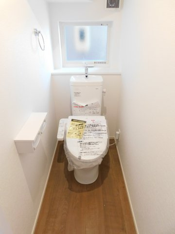 海部郡大治町大字長牧字中道の新築一戸建のトイレ|◇トイレ◇　　１階・２階ウォシュレット　節水タイプ　