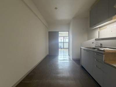 【キッチン】 | リヴェール・エスト | 写真はリフォーム工事前の状態です（2026年3月2日撮影）