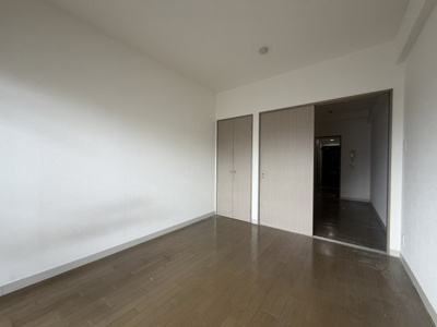 【内装】 | リヴェール・エスト | 写真はリフォーム工事前の状態です（2026年3月2日撮影）