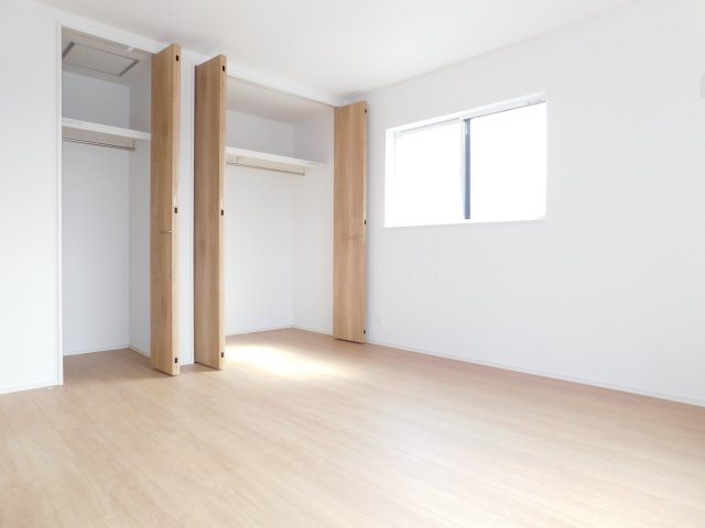 海部郡蟹江町学戸１丁目の新築一戸建の収納|◇クローゼット◇　　しっかりと荷物を収納できるクローゼット完備！