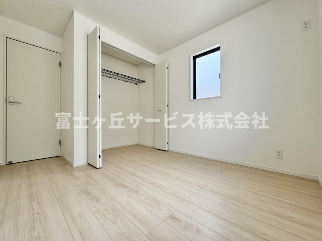 【子供部屋】 | 焼津市中根 新築一戸建て 3号棟 | 子供部屋としても使える洋室です
