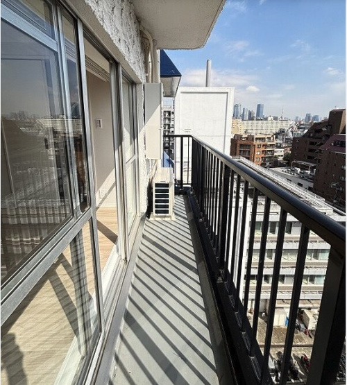 【バルコニー】 | ★仲介手数料無料★秀和代官山レジデンス（新規リノベーション済み）