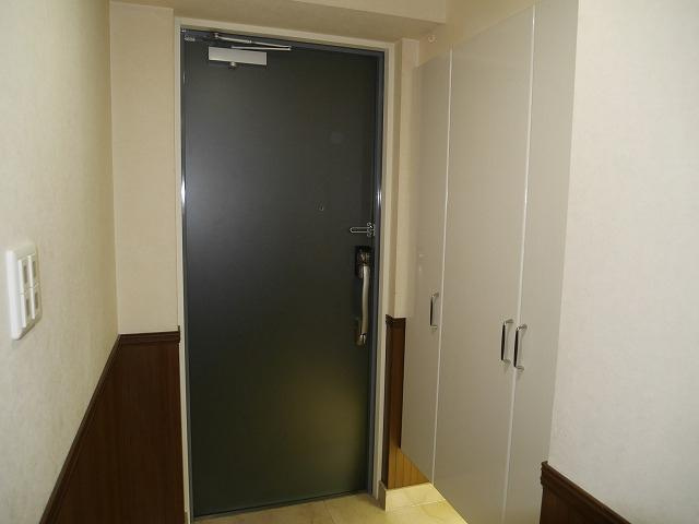 シャリエ川口本町グリーンマークスの玄関