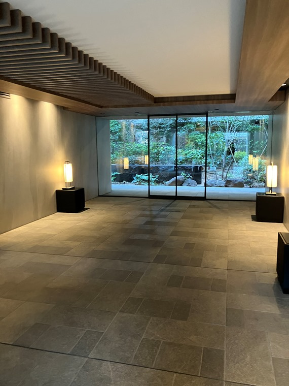 ＡＳＵＫＡＹＡＭＡ　ＲＥＳＩＤＥＮＣＥのエントランス