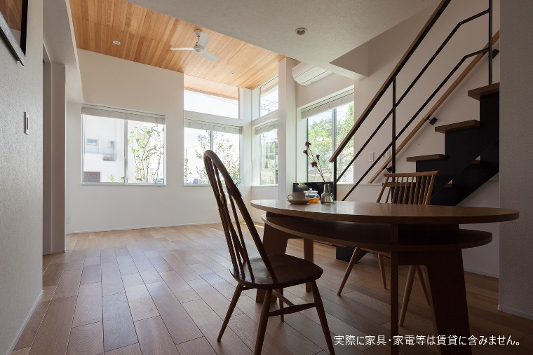 片平戸建の居間・リビング