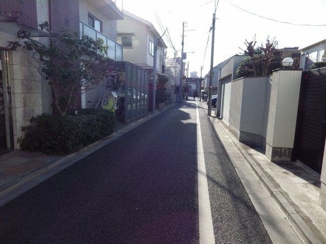 ヒルズ西片町の周辺
