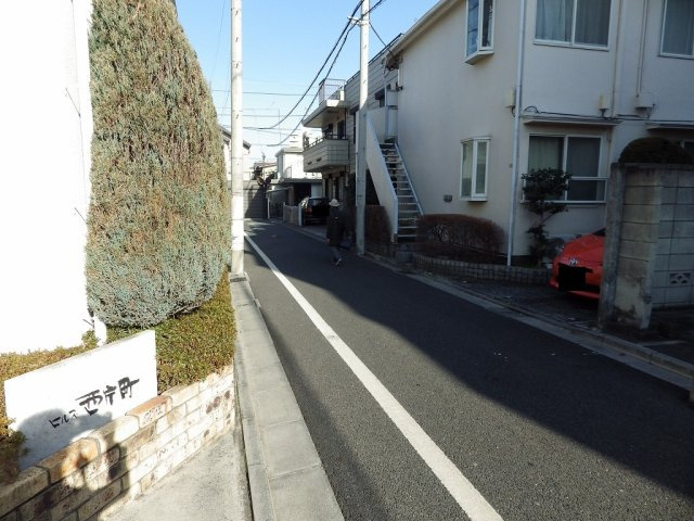 ヒルズ西片町の周辺