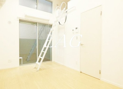 【居間・リビング】 | ブルーレース千葉 | 洋室です。