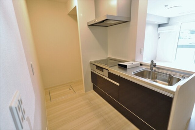 【キッチン】 | グランリュクス上野丘東 | 102　キッチン