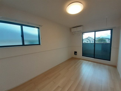 【居間・リビング】 | アザレア | おしゃれな居間です