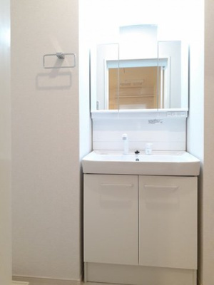 【独立洗面台】 | アザレア | 独立洗面台です
