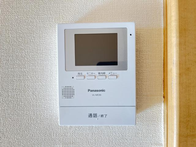 ロイヤルガーデンの内装|カメラ付インターホン