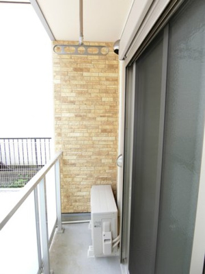 【バルコニー】 | リブリ・004