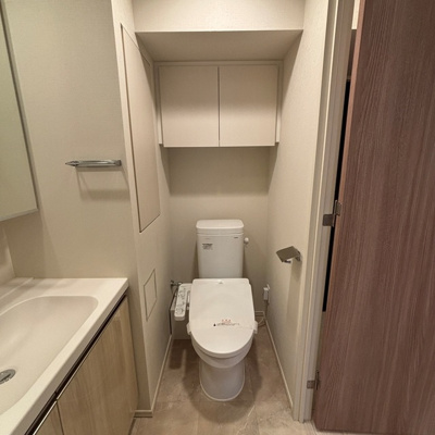 【トイレ】 | パークアクシス新宿百人町 | ※写真は同タイプ住戸です。