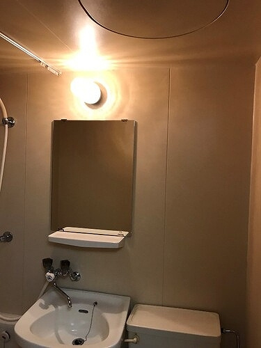 ルイシャトレ中之島の洗面所|３点ユニットバス（洗面台）※前回募集時／２０１８年４月の写真