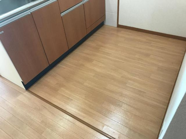 レ・フルールのキッチン|キッチン