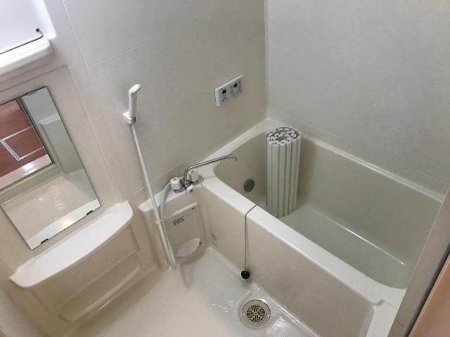 レ・フルールの浴室|バス