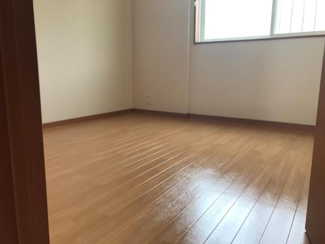 レ・フルールの内装|洋室