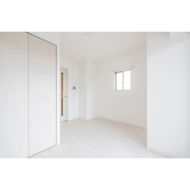 エスリード難波ザ・メゾンの居間・リビング