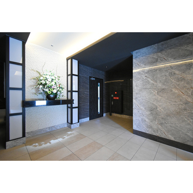 エスリード難波ザ・メゾンの居間・リビング