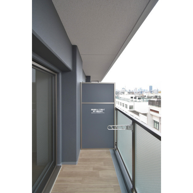 アドバンス大阪フェリーチェのバルコニー