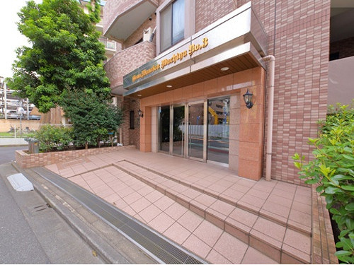 ライオンズマンション町屋第３のエントランス|エントランス　※2021年3月撮影