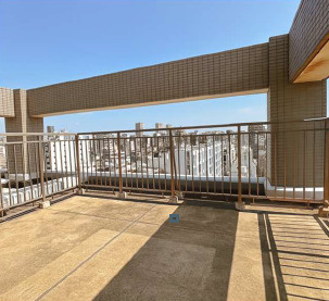 LINX AVENIRの駐車場