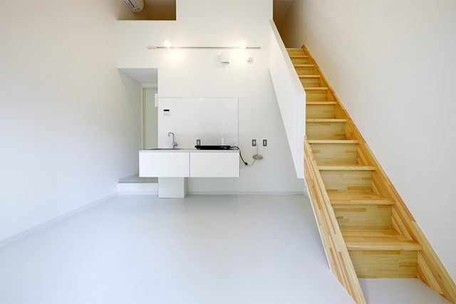 WANARI 2 の居間・リビング