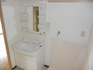 【洗面所】 | リバーサイド川端