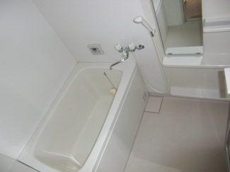 【浴室】 | リバーサイド川端