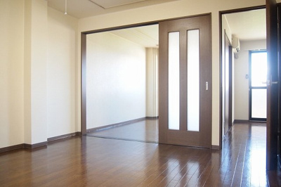 【居間・リビング】 | ラ・ルミエールB | ＬＤＫ