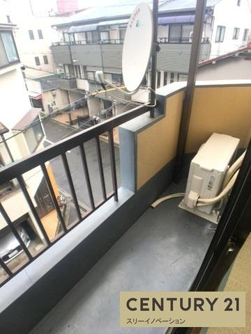 大阪市大正区鶴町１丁目の一戸建てのバルコニー|★物干しスペース★