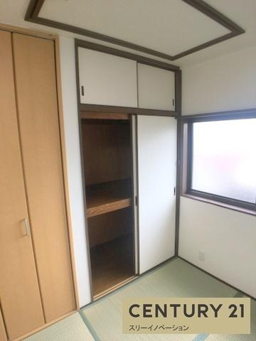 大阪市大正区鶴町１丁目の一戸建ての収納|★押入収納★