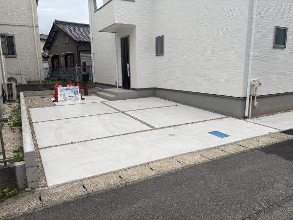 高浜市湯山町8丁目　全1棟・1号棟の駐車場|２台駐車できます！