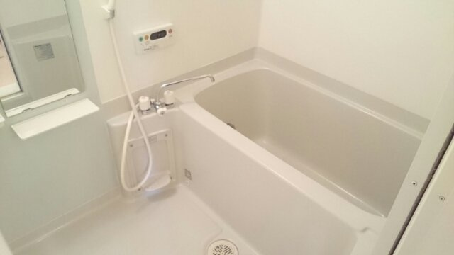 ドリームスクエア　Ｃの浴室|ゆったり過ごせるお風呂です