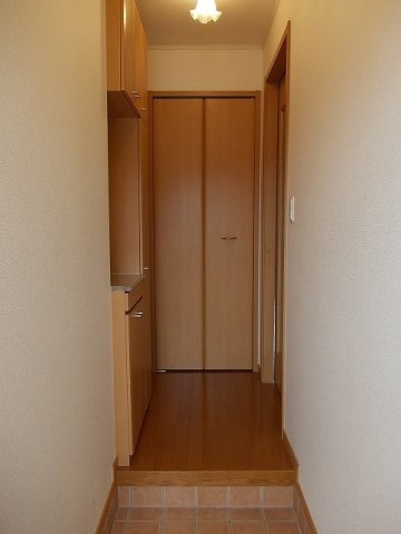 レクエルド小倉寺Ⅵの玄関
