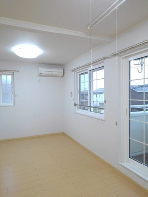 【居間・リビング】 | クレメント・レジデンスⅢ